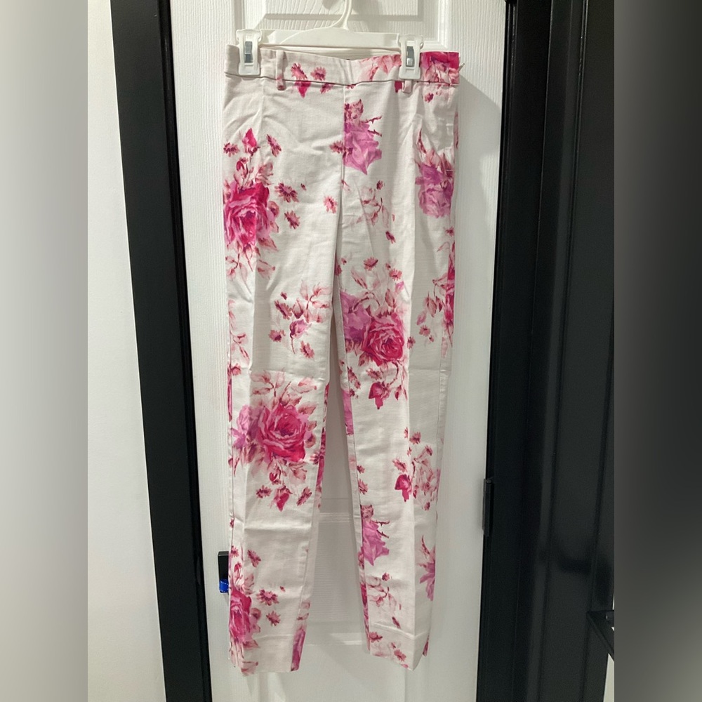 Women’s H&M White And Pink Floral Pants Size 4